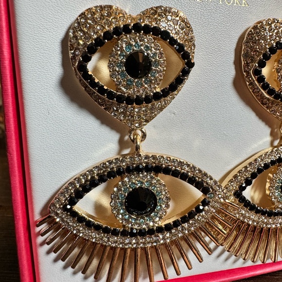 Christian Siriano Gold and Black Rhinestone Heart Eye Statement Earrings - Picture 2 of 4